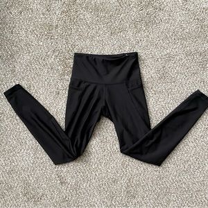 Old Navy High-Waisted Elevate Powersoft Side-Pocket Leggings